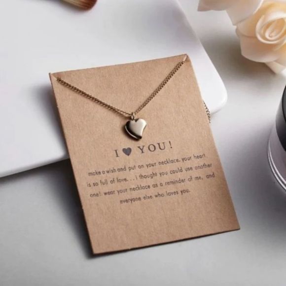 SF Jewelry Jewelry - Minimalist Pendant Necklace - Heart Shape